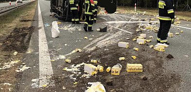 Majonez sparaliżował autostradę! Kierowca dostawczaka w szpitalu-3506