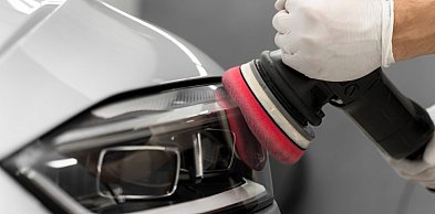 Auto po detailingu - co naprawdę obejmuje profesjonalna usługa?