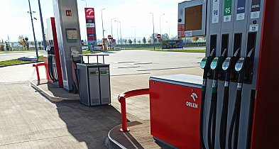 Drożyzna na stacjach paliw. Rząd rozważa obniżkę podatku