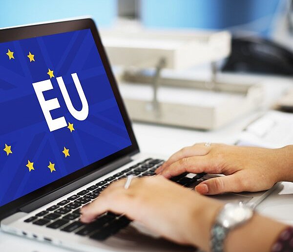 Koniec mitu o czystych elektrykach. Analizujemy twarde zapisy ustawy Euro 7